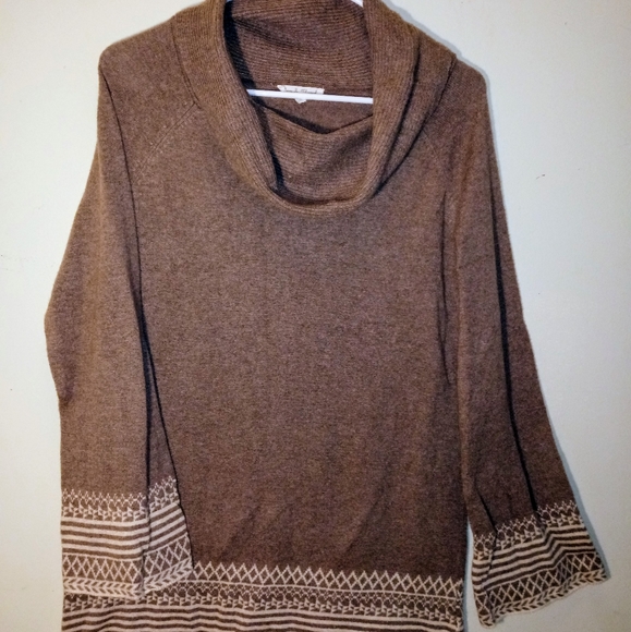 Womens Sweater - Picture 1 of 2